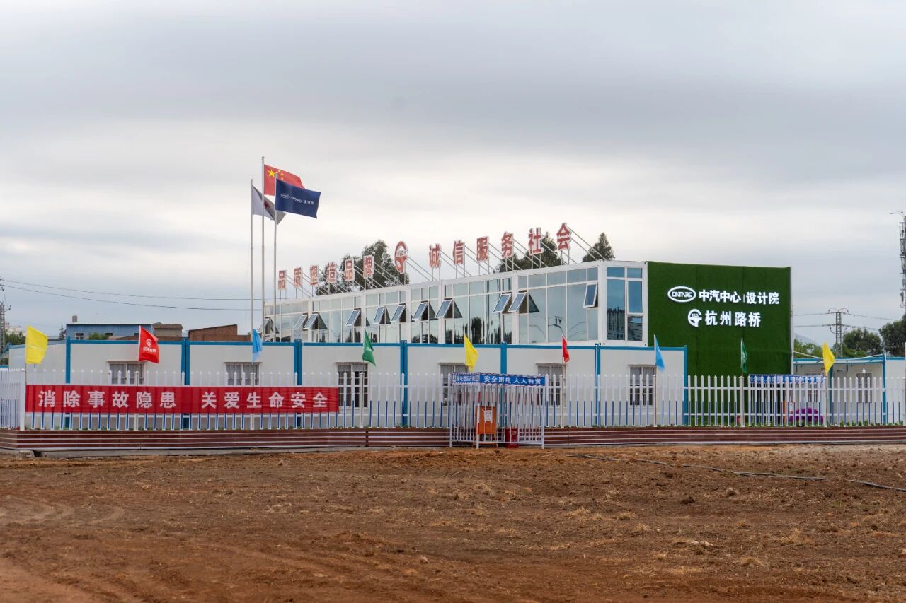 cc8a3acc02cac898b4a058e58f9b7e6f.jpg 8e8bebf49b3e1260cbf7dd5c57377c69.jpg